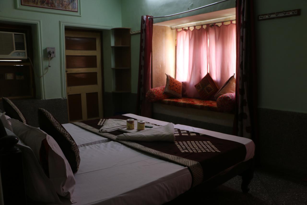 Ratan Hostel Джайсалмер Экстерьер фото