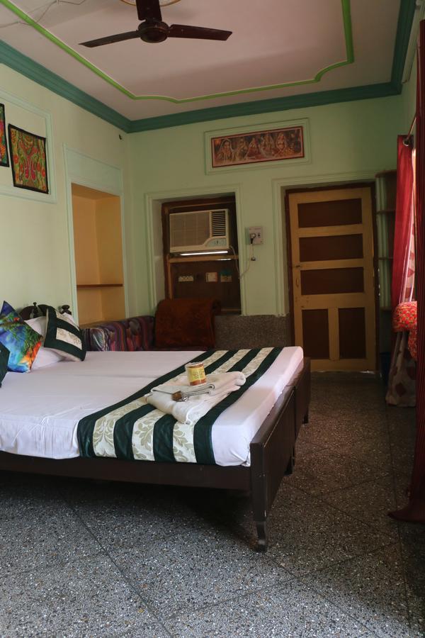 Ratan Hostel Джайсалмер Экстерьер фото