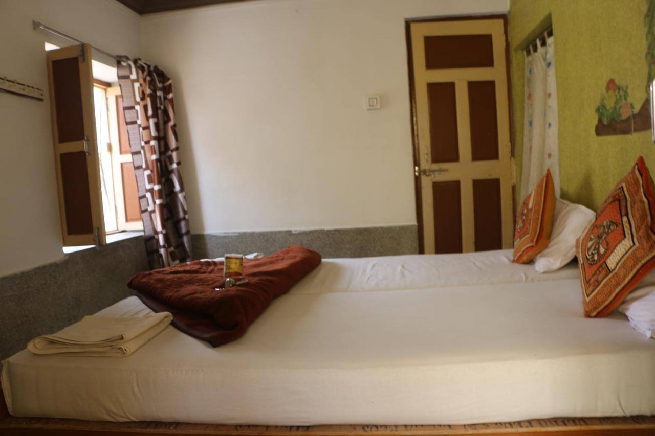 Ratan Hostel Джайсалмер Экстерьер фото